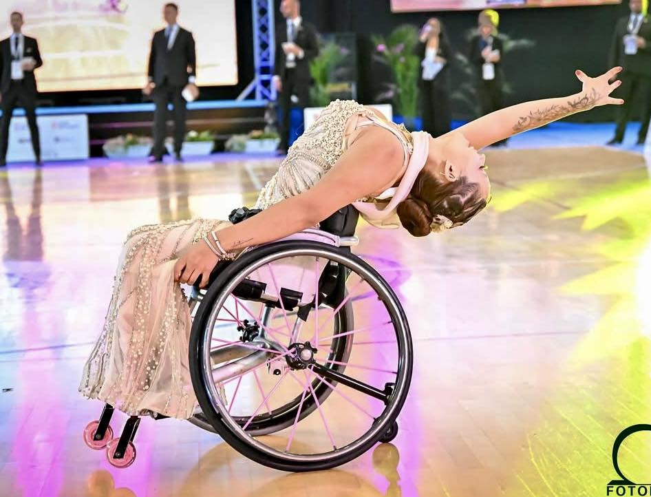 Пара танцюристи України – віцечемпіони кубку світу зі спортивних танців на візках