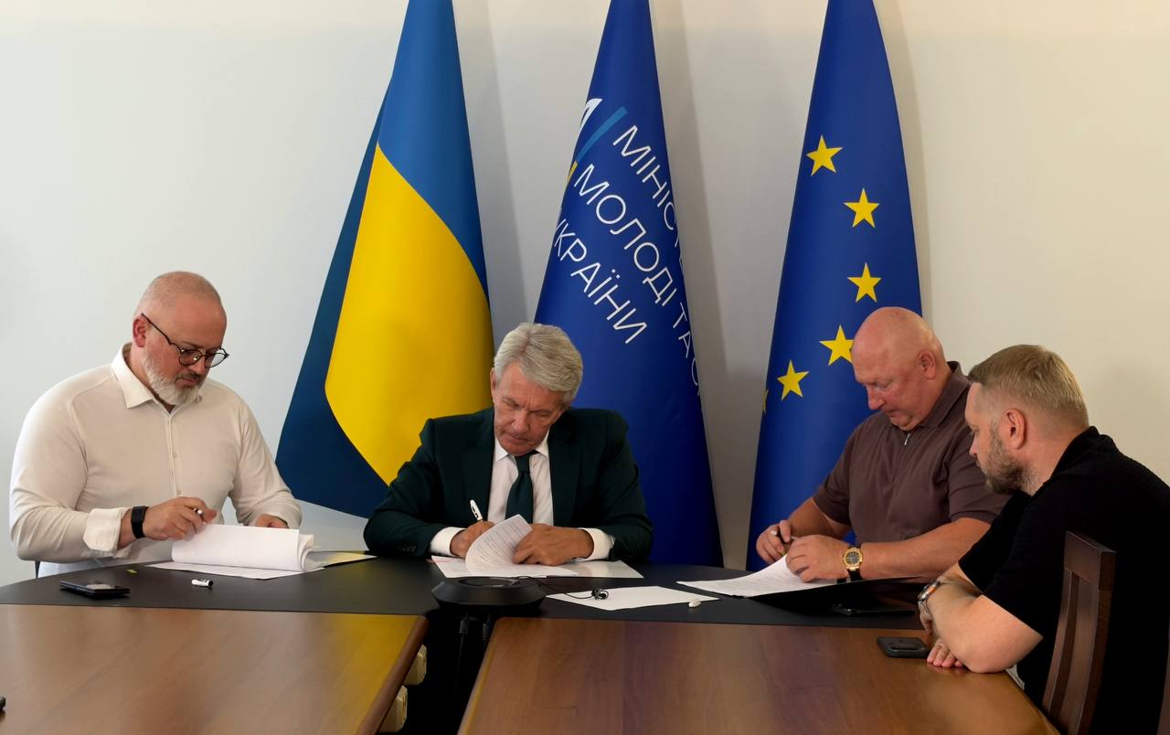 Разом заради нових перемог: Україна розвиває пара хокей
