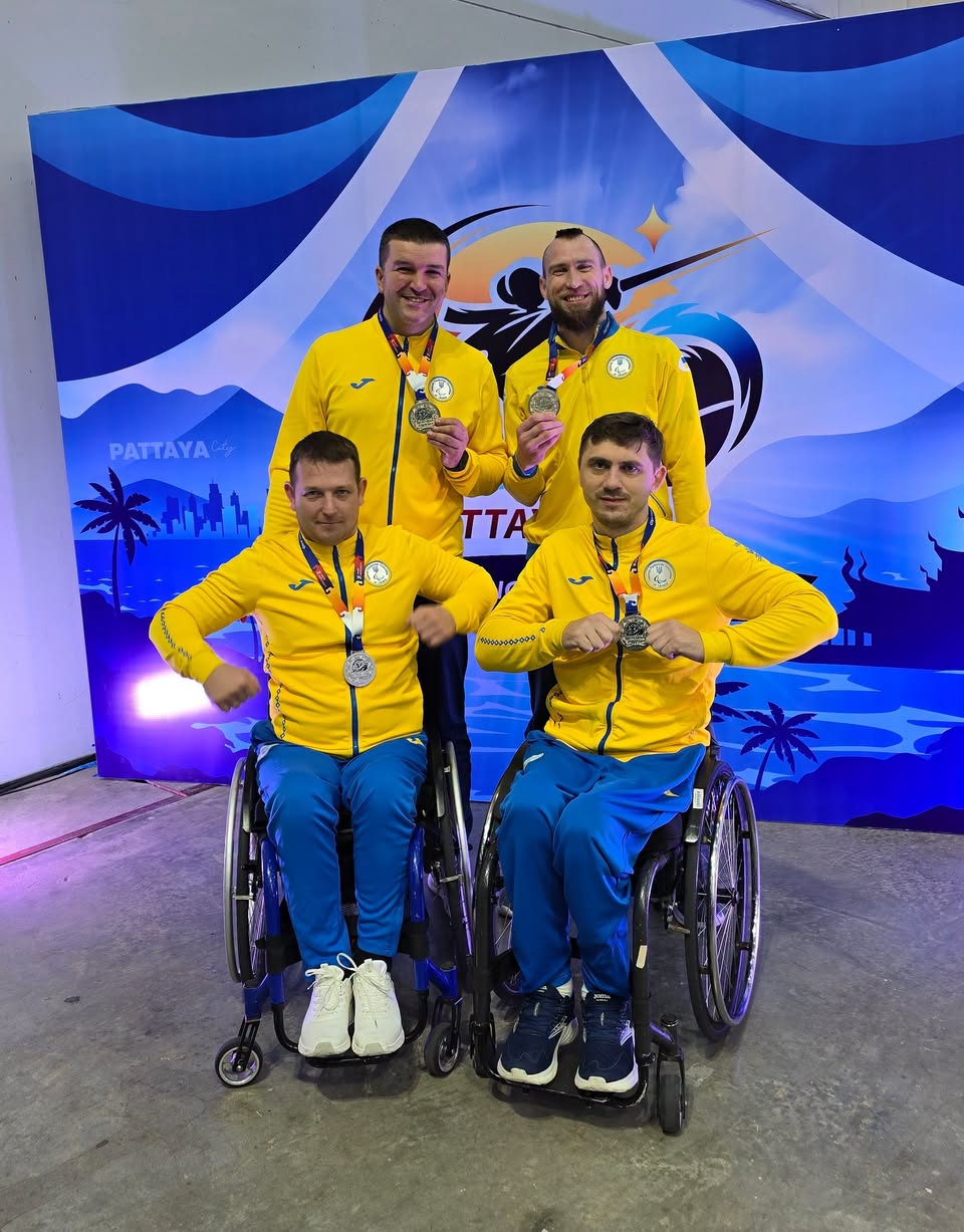 Прикінцева срібна крапка!